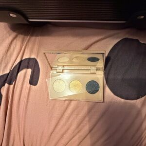 Farmasi Shimmer Trio Eyeshadow Palette - Champagne, Gold, Black